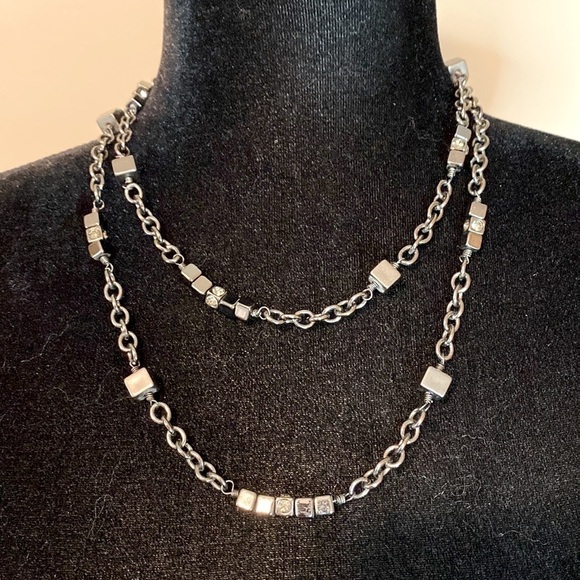 LIA Sophia Pewter cube necklace - Picture 1 of 3
